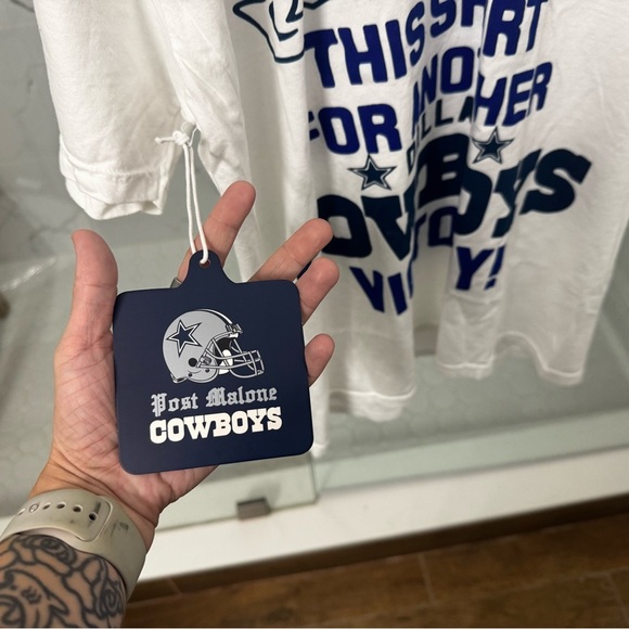 Post Malone x Dallas Cowboys Collab Limited Edition Tee Men's Size Large NWT - Picture 3 of 5